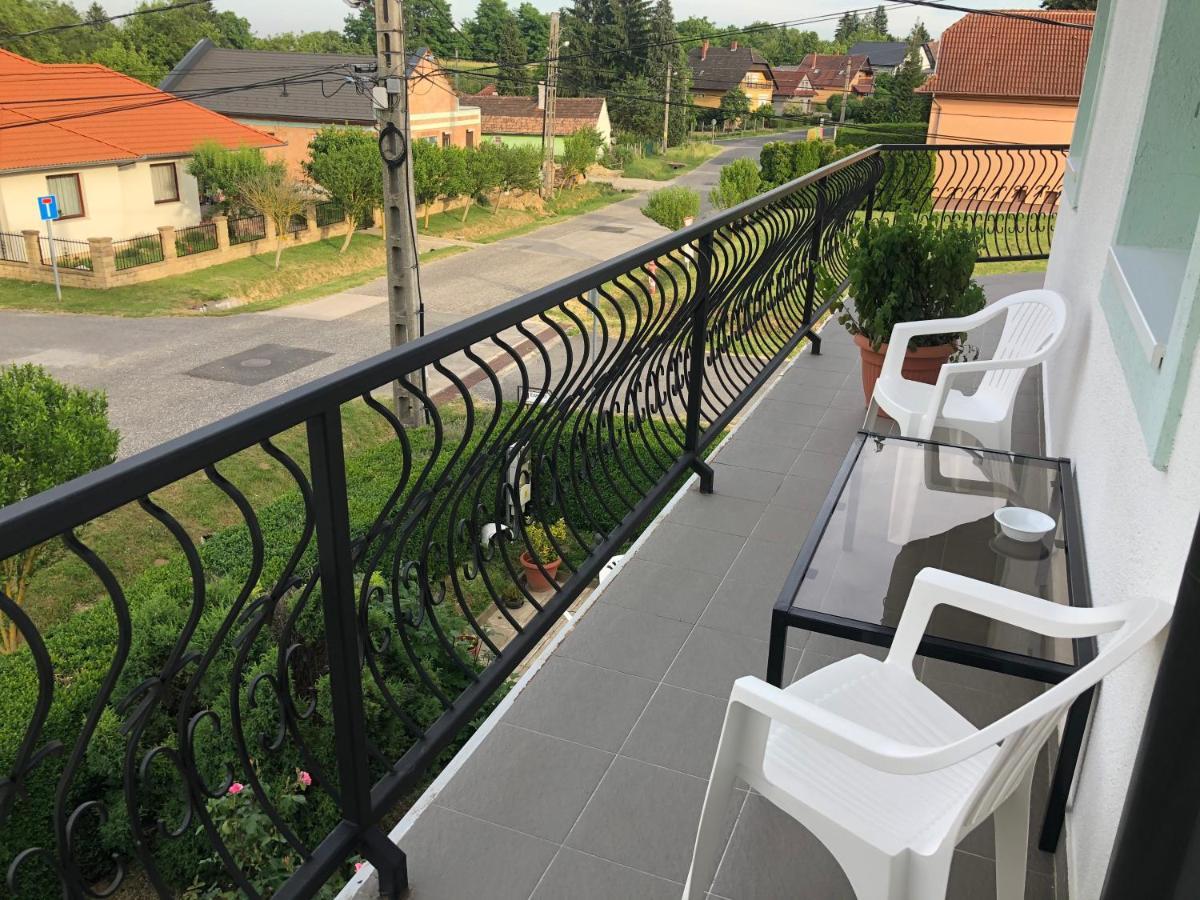 White House Zalakaros Hotel Ngoại thất bức ảnh